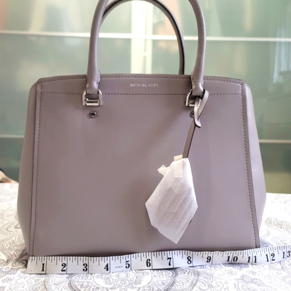 New Michael Kors Large Benning Satchel - Picture 10 of 13